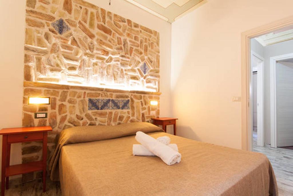 Emporium Panzió Castellammare del Golfo Szoba fotó