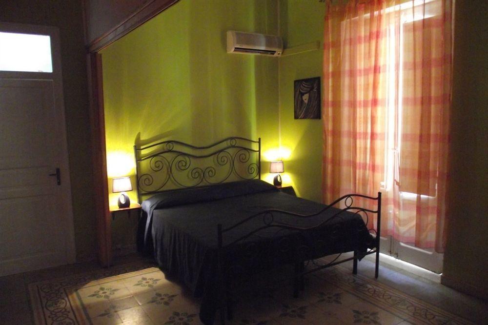 Emporium Panzió Castellammare del Golfo Kültér fotó